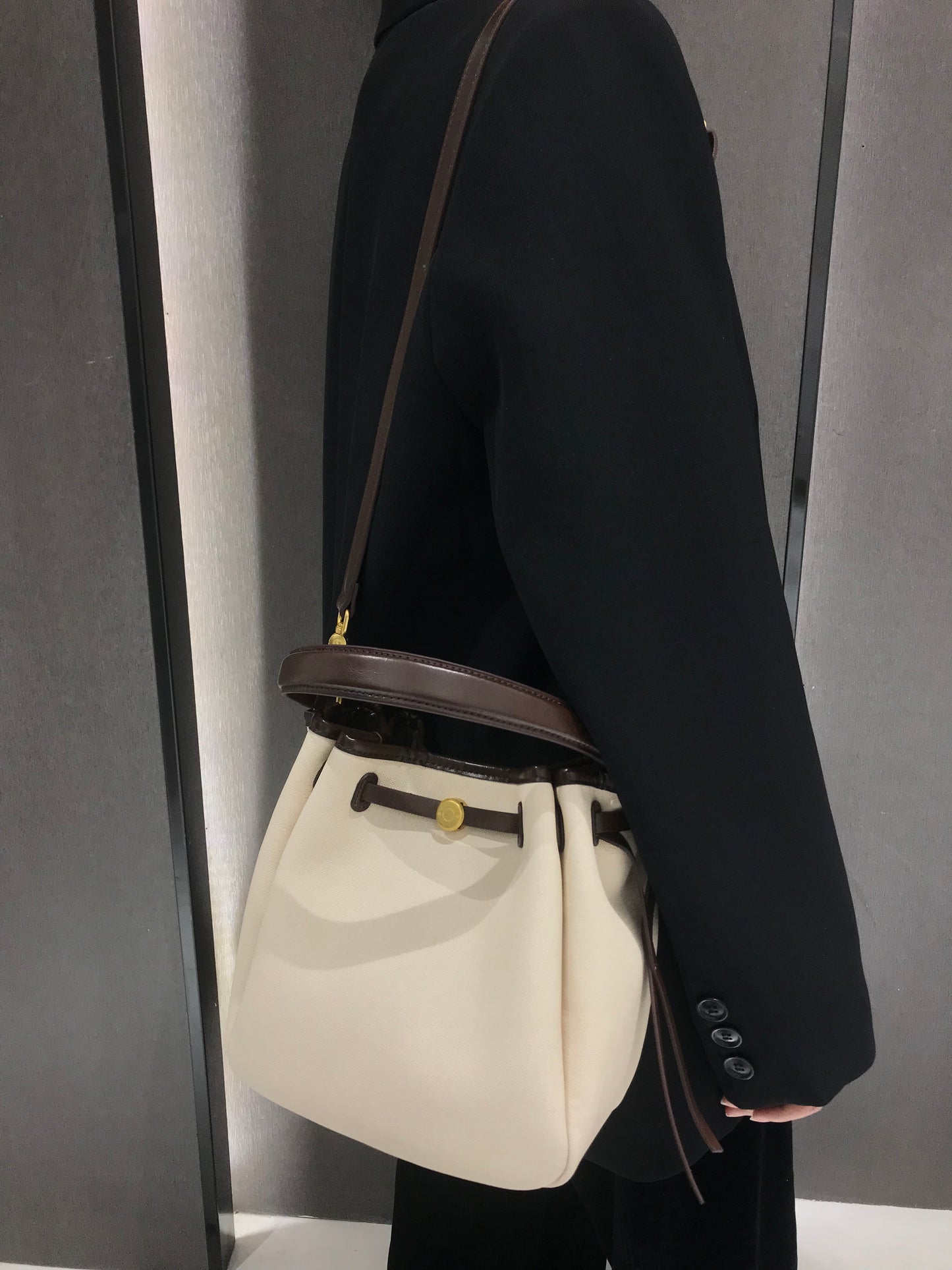 The Luna Bag, Structured Vegan Leather Bucket Bag Top Handle Crossbody by Miravio